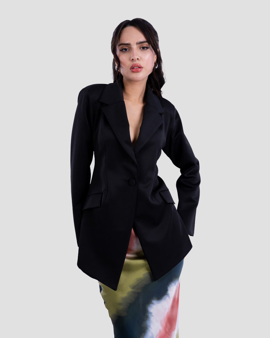 STRUCTURED BLAZER WITH LAPEL COLLAR
