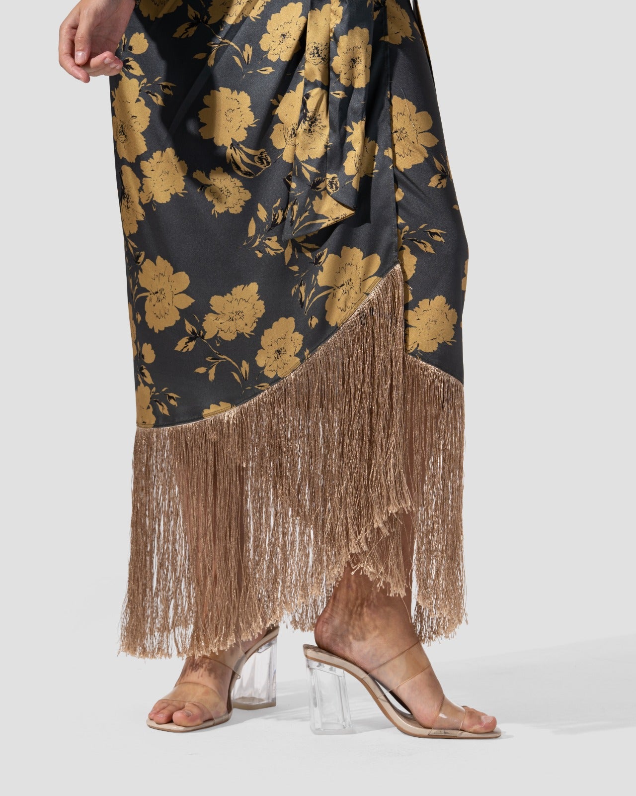 PRINTED WRAP SKIRT WITH FRINGED HEM