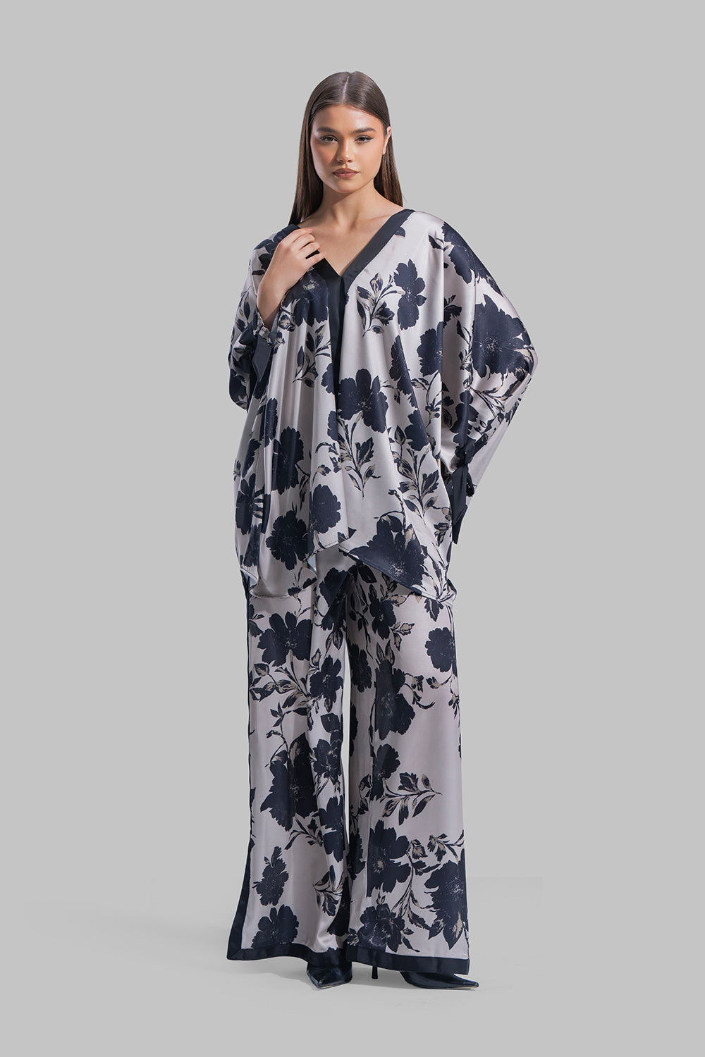 Floral V-Neck Blouse