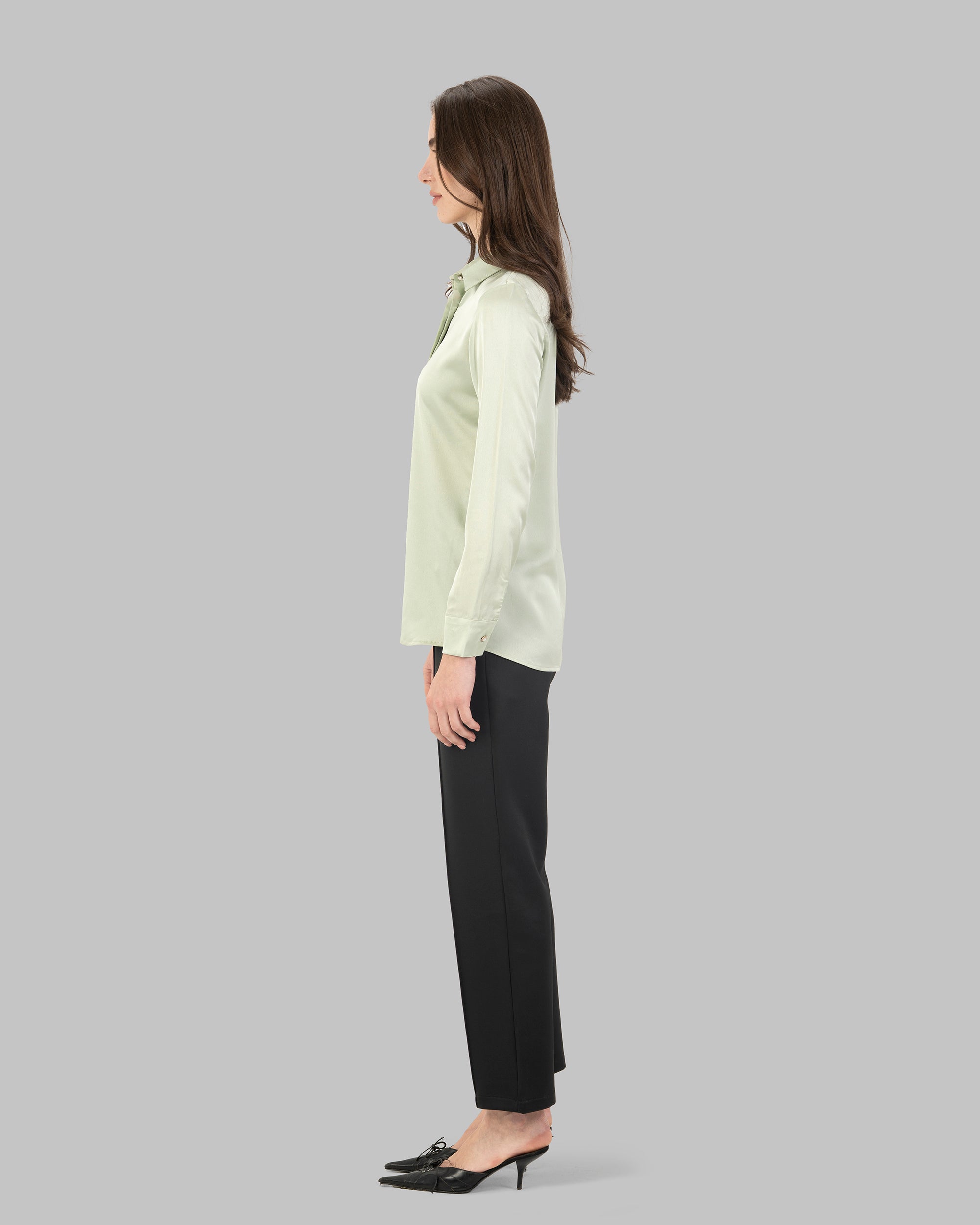 HIGH-WAIST TROUSERS WITH VISIBLE SEAM WITH POCKETS