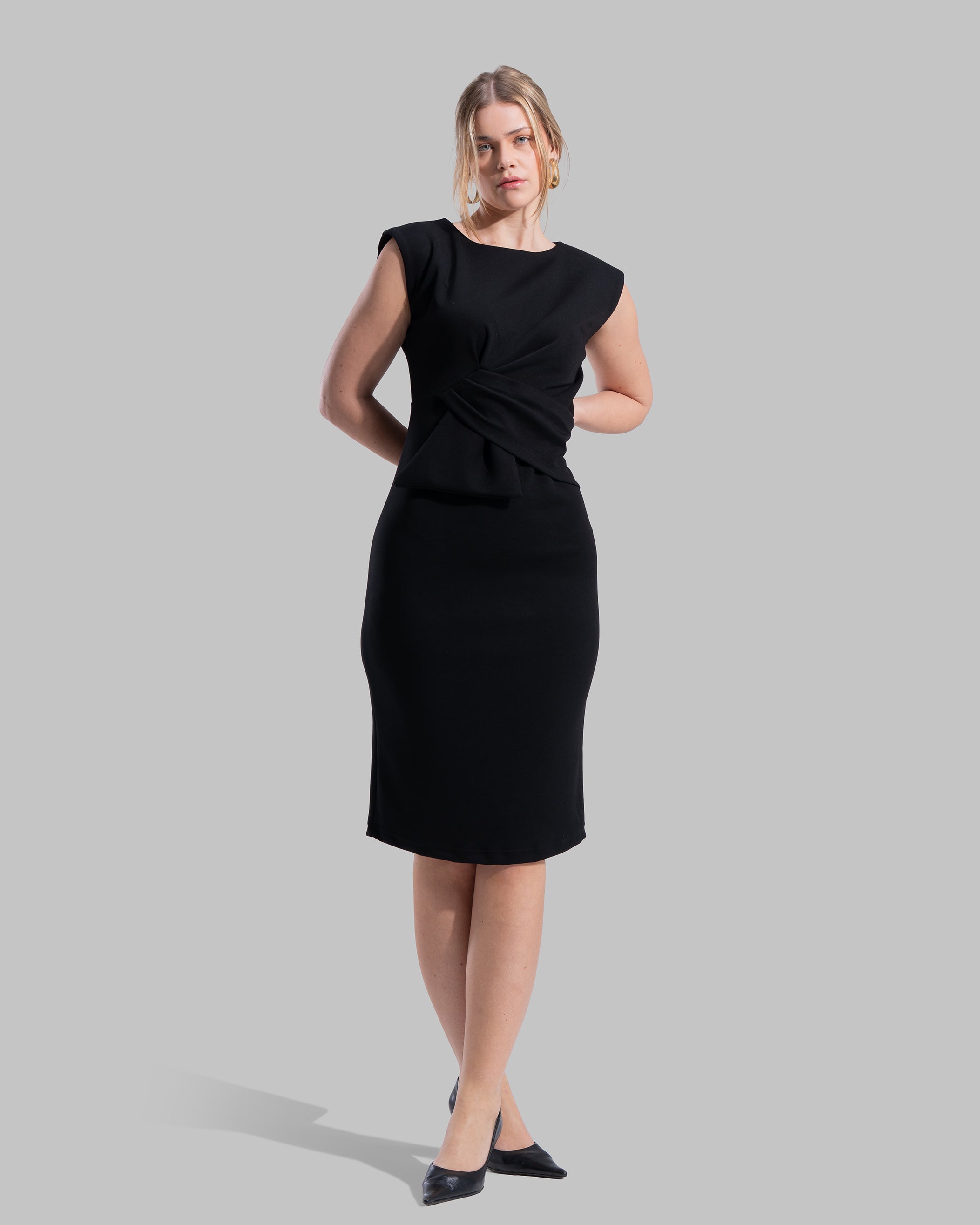Sleeveless midi dress featuring a round neckline and front draped knot detail.
