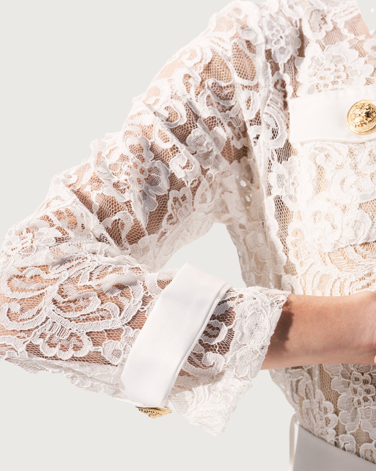 LONG SLEEVES DANTEL BLOUSE